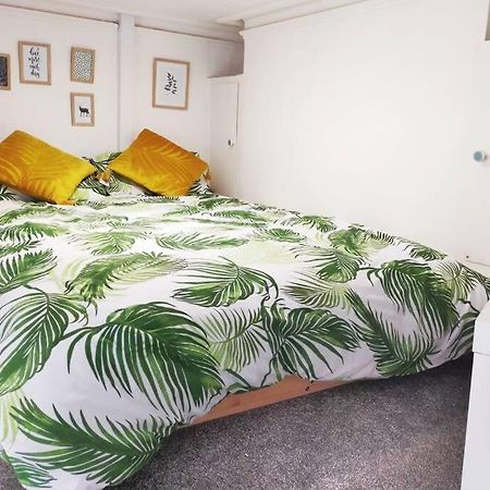 Апартаменти Cute & Cosy Loft-Style Studio Close To Beach Борнмут Екстер'єр фото